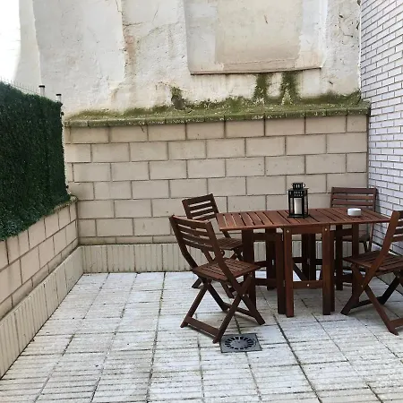 Palacio De Luna Saragosse